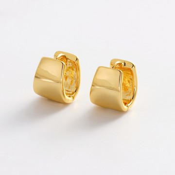 Earrings | Riley Hoop | Gold