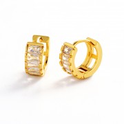 Earrings | Kira Huggie | Gold Clear